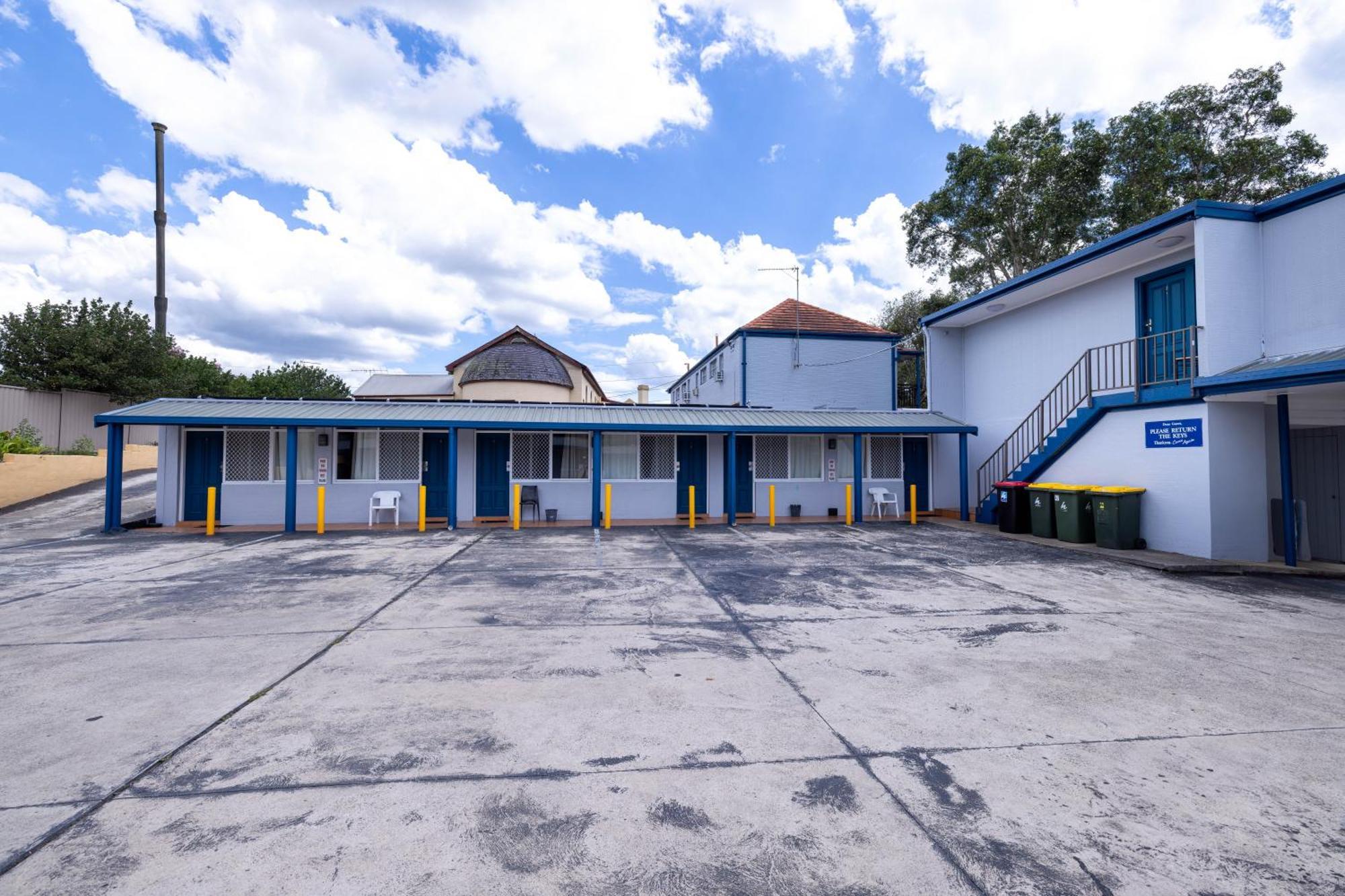 Windsor Heritage Motel Екстер'єр фото