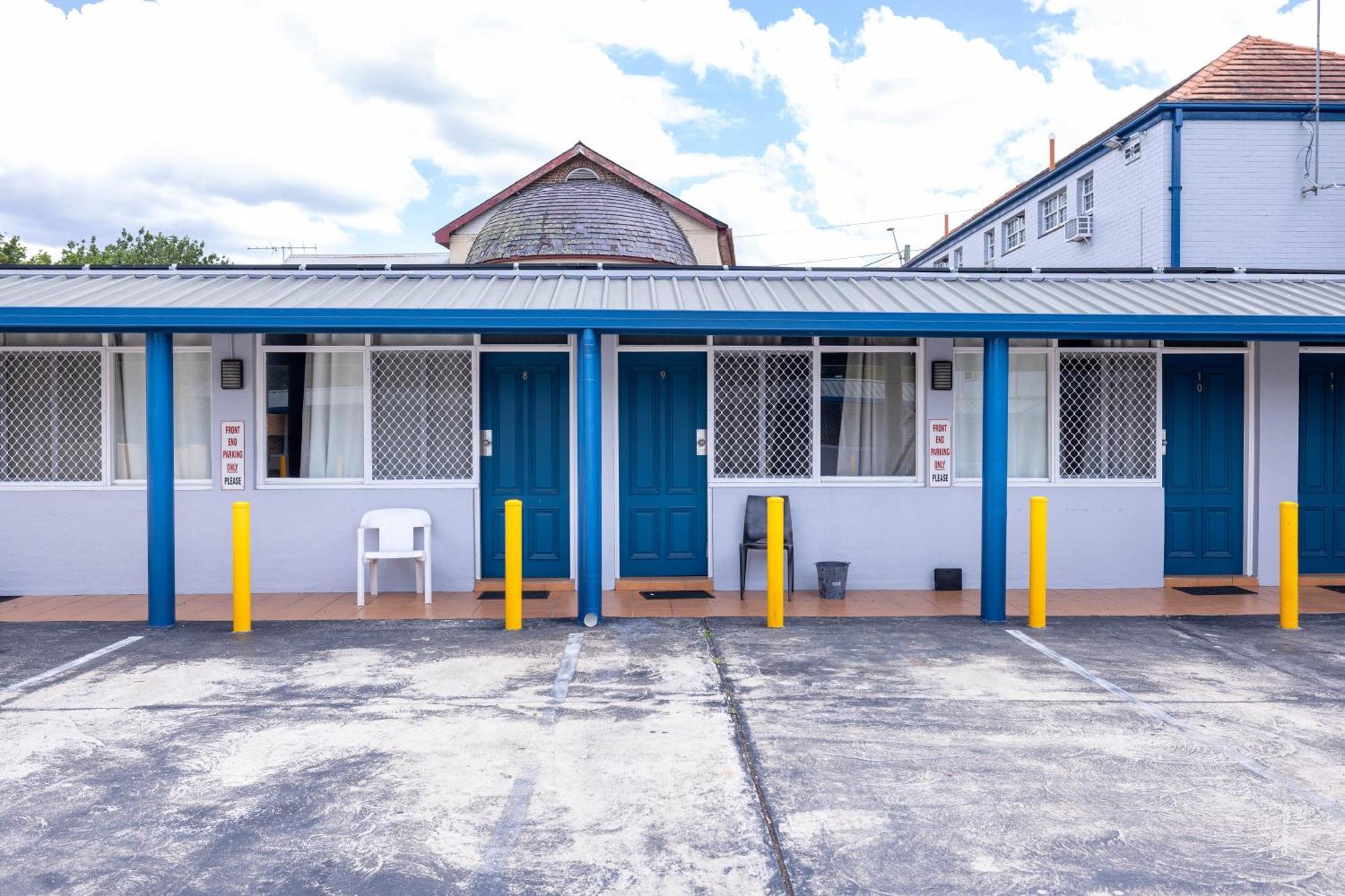 Windsor Heritage Motel Екстер'єр фото